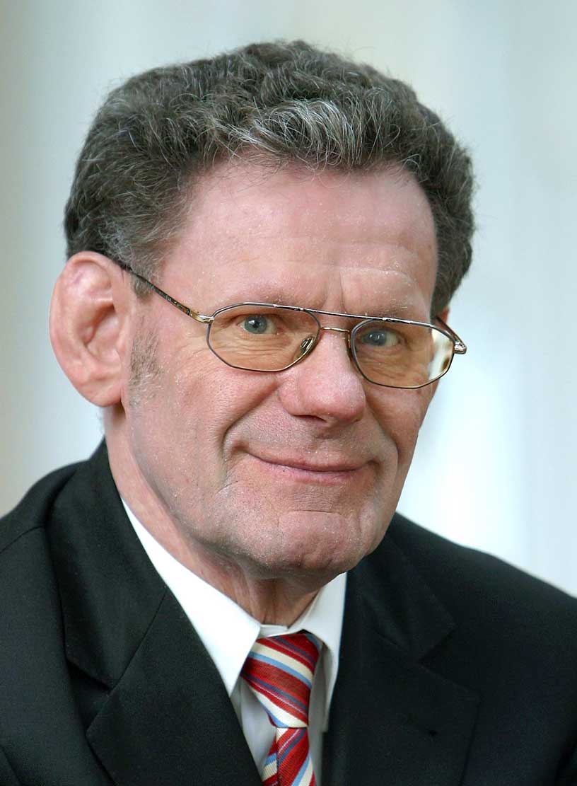 Professor Wolfgang Thaenert
